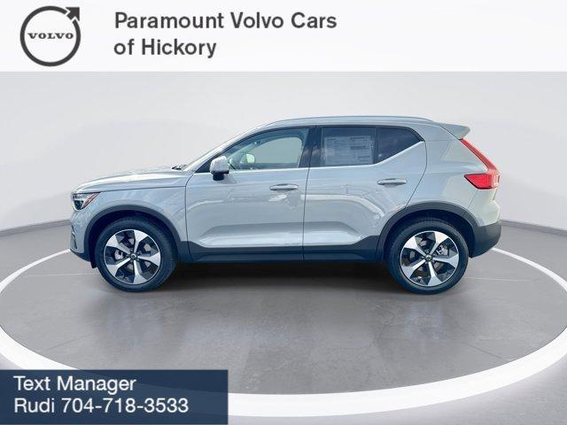 new 2025 Volvo XC40 car, priced at $46,015