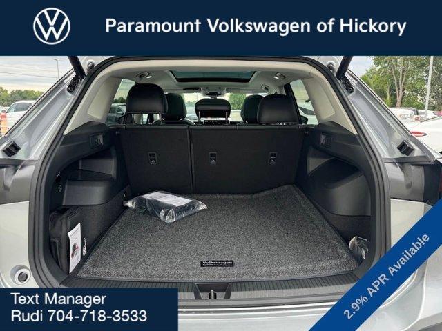 new 2025 Volkswagen Tiguan car, priced at $36,776