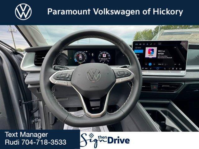 new 2025 Volkswagen Tiguan car, priced at $36,776