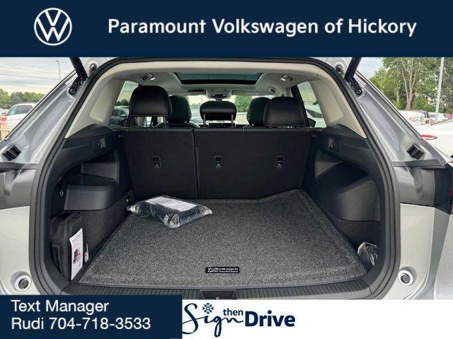 new 2025 Volkswagen Tiguan car, priced at $36,776