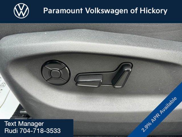 new 2025 Volkswagen Tiguan car, priced at $36,776