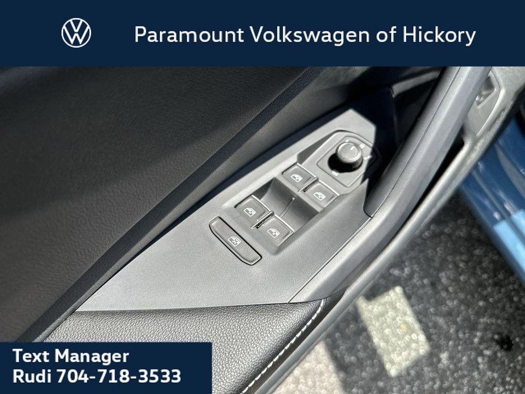 new 2025 Volkswagen Jetta car, priced at $25,916