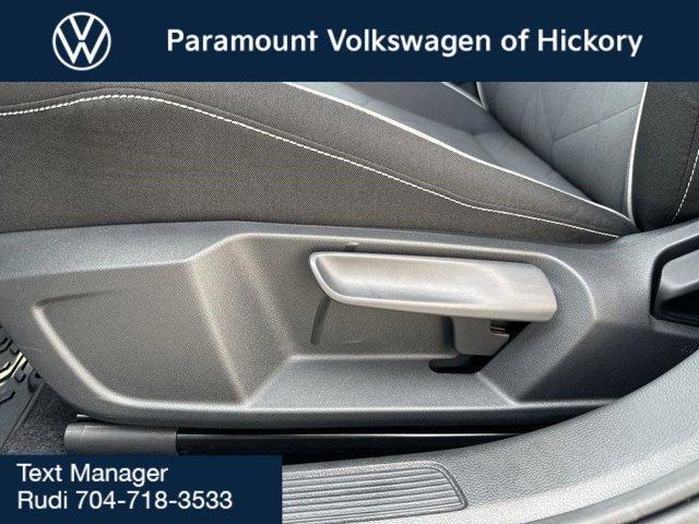 new 2025 Volkswagen Jetta car, priced at $25,916