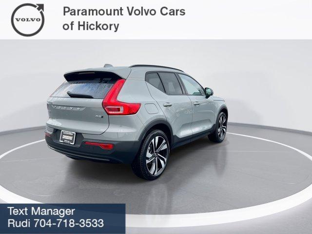 new 2025 Volvo XC40 car, priced at $49,790