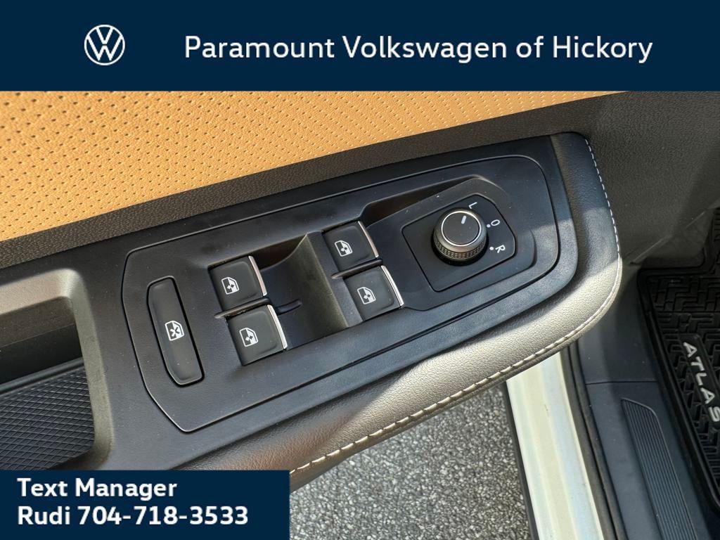 new 2025 Volkswagen Atlas Cross Sport car, priced at $36,816