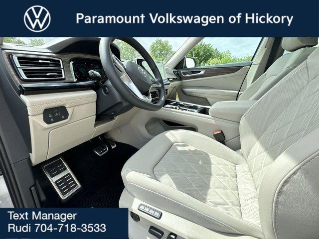 new 2025 Volkswagen Atlas car, priced at $56,551