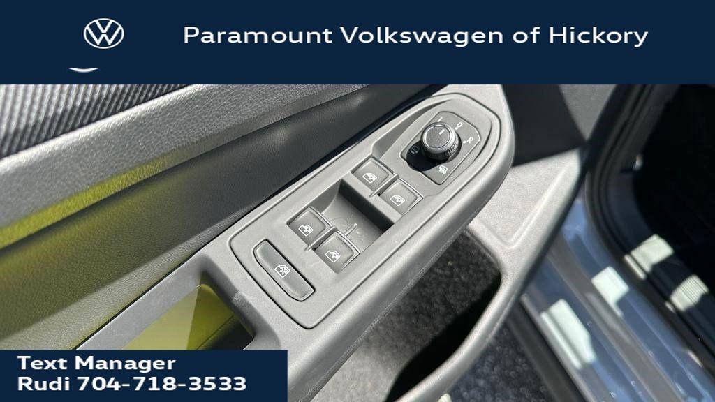 new 2025 Volkswagen Golf GTI car, priced at $41,220