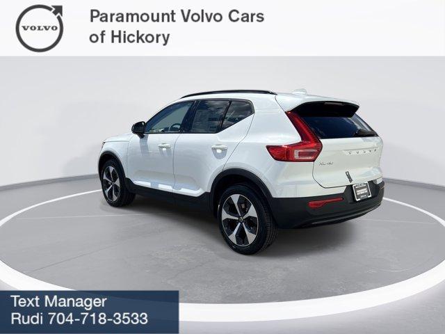 new 2025 Volvo XC40 car, priced at $48,315