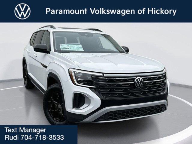 new 2025 Volkswagen Atlas car, priced at $46,511