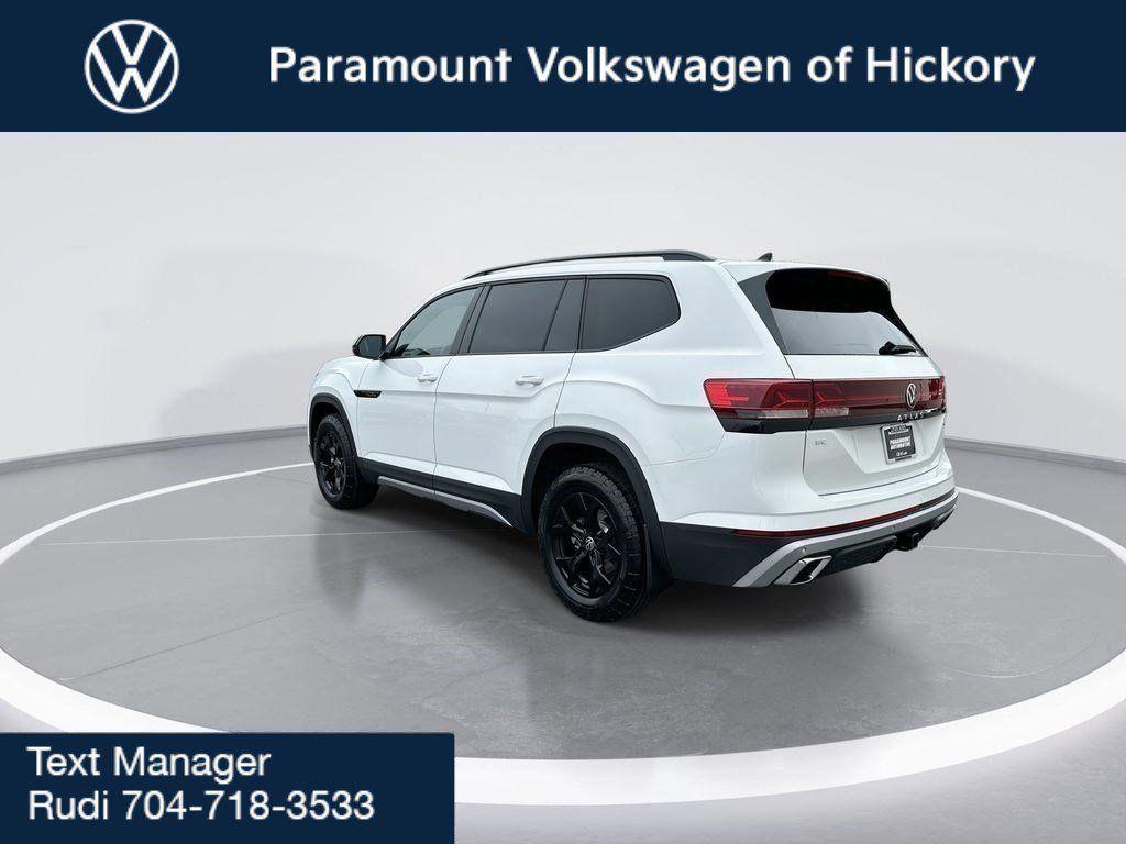new 2025 Volkswagen Atlas car, priced at $46,511