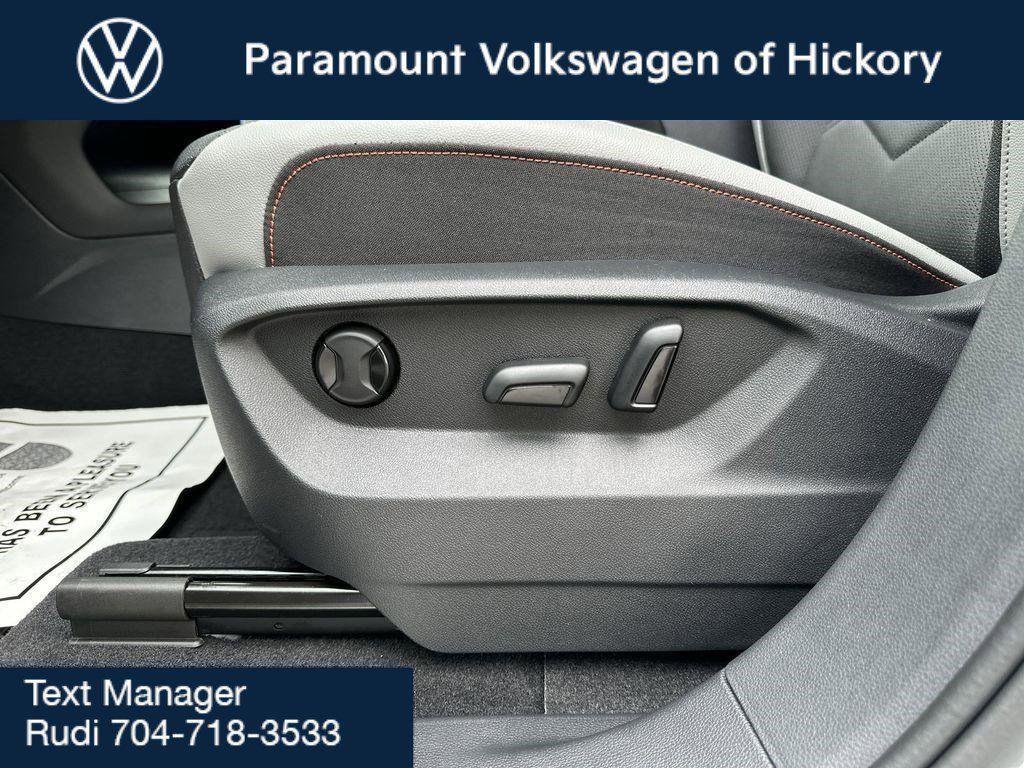 new 2025 Volkswagen Atlas car, priced at $46,511