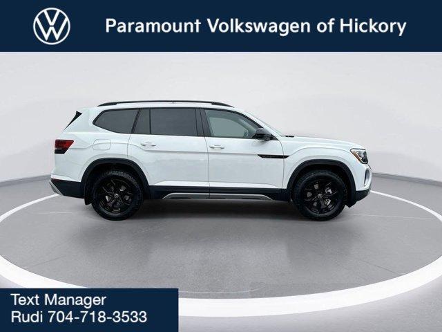 new 2025 Volkswagen Atlas car, priced at $46,611