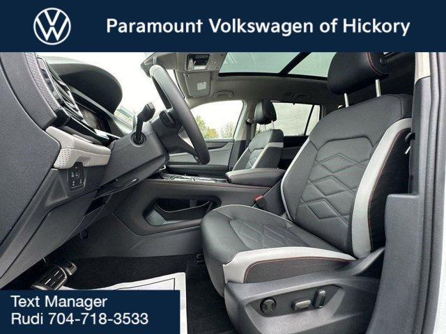 new 2025 Volkswagen Atlas car, priced at $46,611
