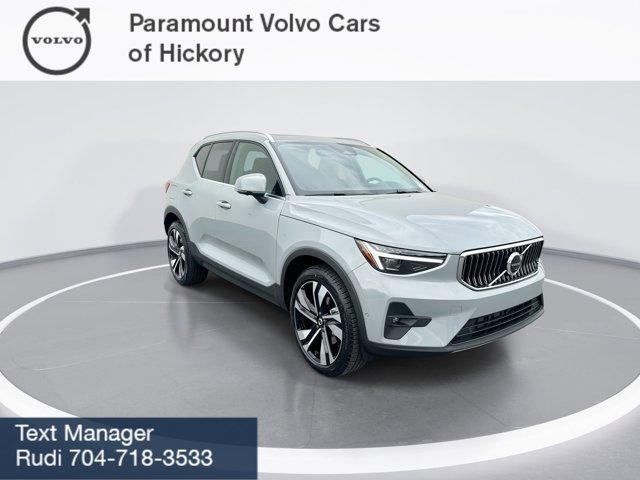 new 2025 Volvo XC40 car, priced at $49,790