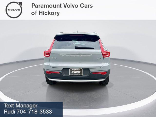 new 2025 Volvo XC40 car, priced at $49,790