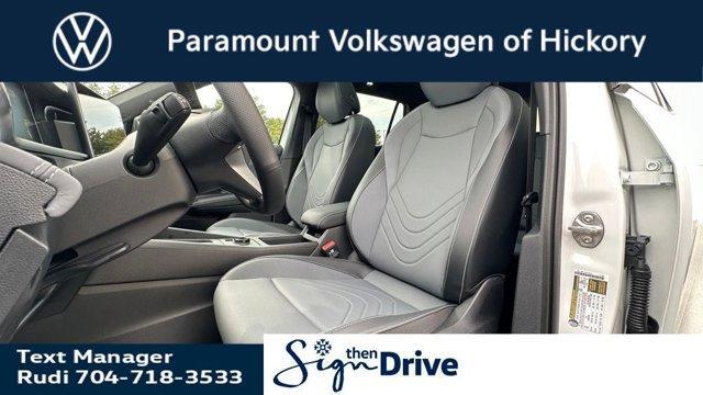 new 2025 Volkswagen Tiguan car, priced at $37,202