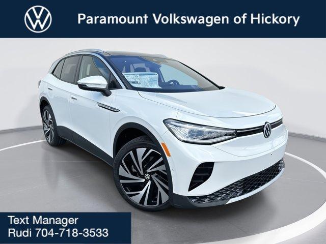 new 2025 Volkswagen ID.4 car, priced at $59,916