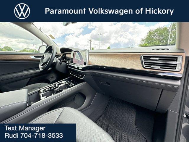 new 2025 Volkswagen Atlas car, priced at $47,387