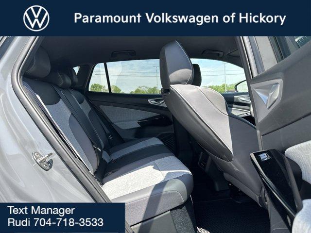 new 2025 Volkswagen ID.4 car, priced at $51,161