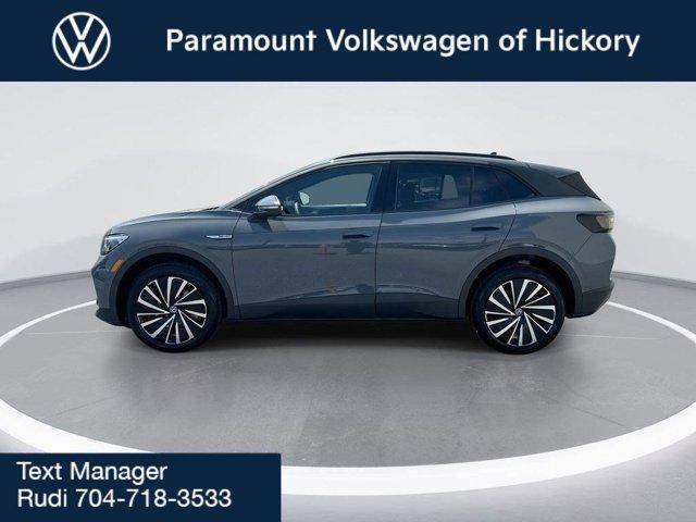 new 2025 Volkswagen ID.4 car, priced at $46,161