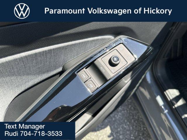 new 2025 Volkswagen ID.4 car, priced at $51,161