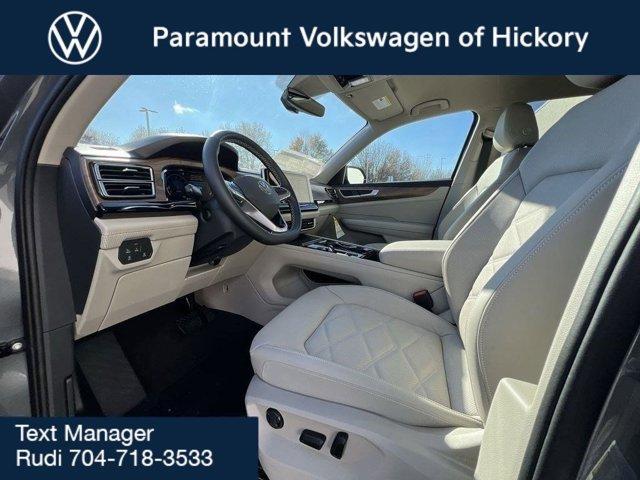 new 2025 Volkswagen Atlas car, priced at $43,422
