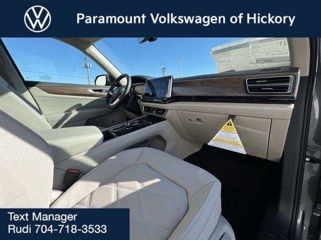 new 2025 Volkswagen Atlas car, priced at $43,422