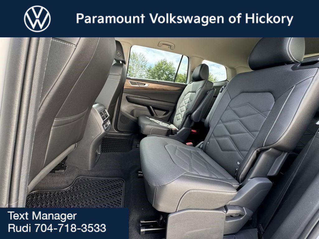 new 2026 Volkswagen Atlas car, priced at $49,075