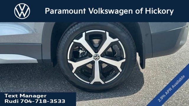 new 2025 Volkswagen Tiguan car, priced at $34,076