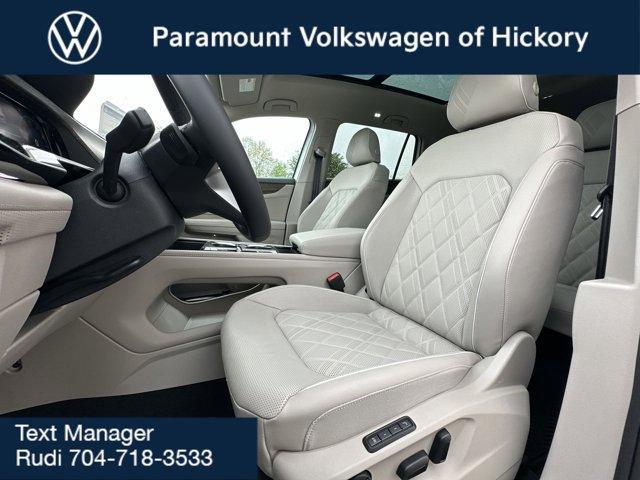 new 2025 Volkswagen Atlas car, priced at $56,651