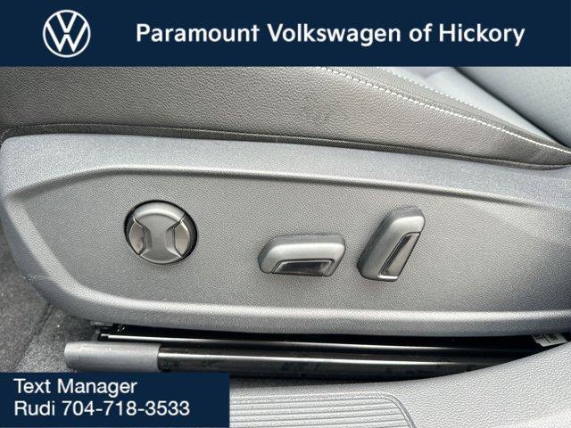 new 2025 Volkswagen Jetta car, priced at $27,352