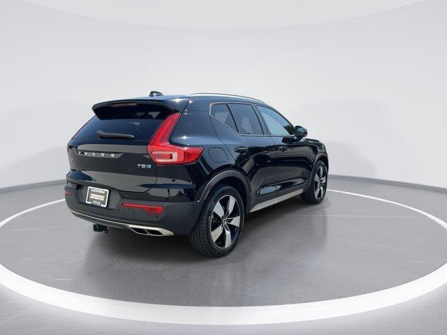 used 2019 Volvo XC40 car, priced at $25,100