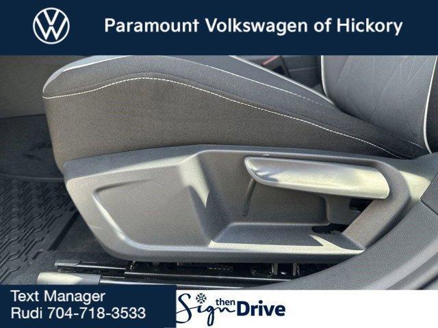 new 2025 Volkswagen Jetta car, priced at $25,526