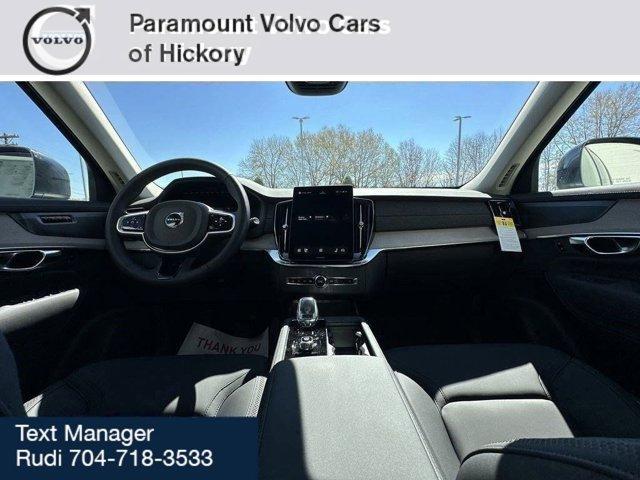 new 2025 Volvo XC90 car, priced at $66,155