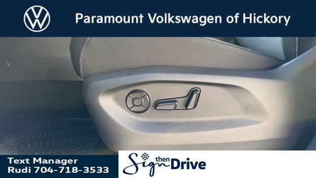 new 2025 Volkswagen Tiguan car, priced at $36,787