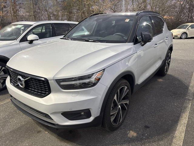 used 2022 Volvo XC40 car, priced at $28,980