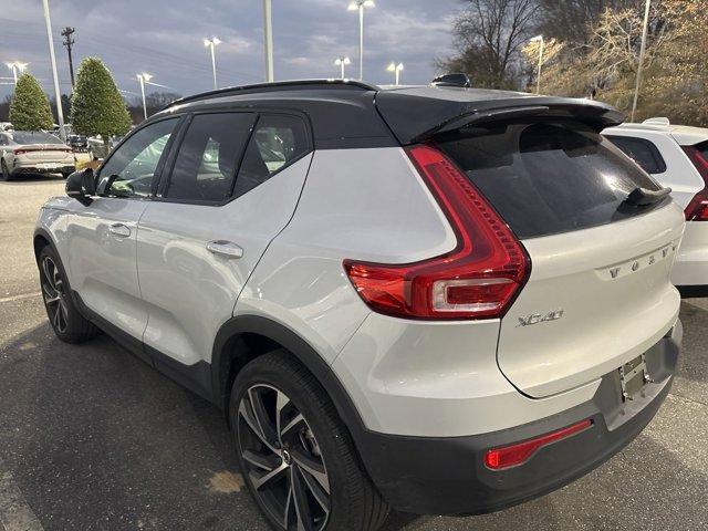 used 2022 Volvo XC40 car, priced at $28,980