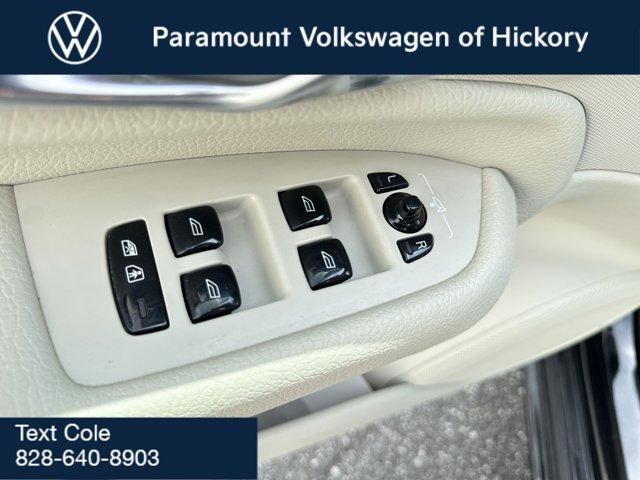 used 2021 Volvo XC90 car, priced at $32,900