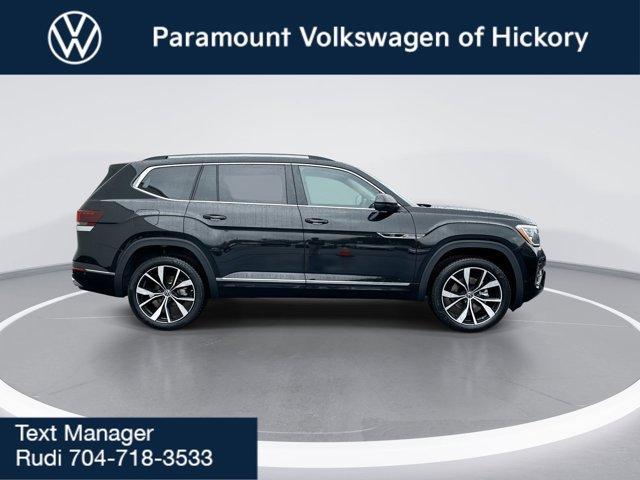new 2025 Volkswagen Atlas car, priced at $56,196