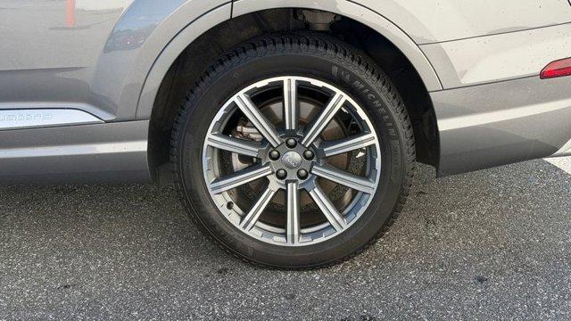 used 2017 Audi Q7 car, priced at $19,253