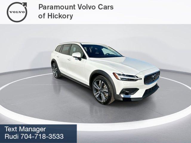 new 2025 Volvo V60 Cross Country car, priced at $55,025