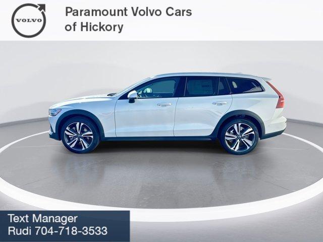 new 2025 Volvo V60 Cross Country car, priced at $55,025