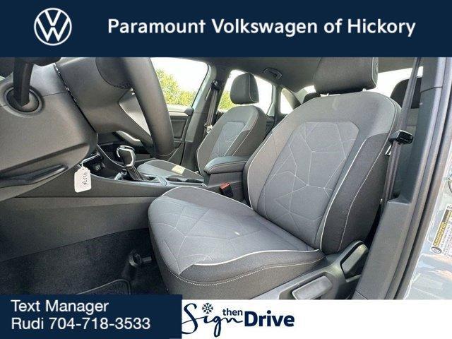 new 2025 Volkswagen Jetta car, priced at $25,981