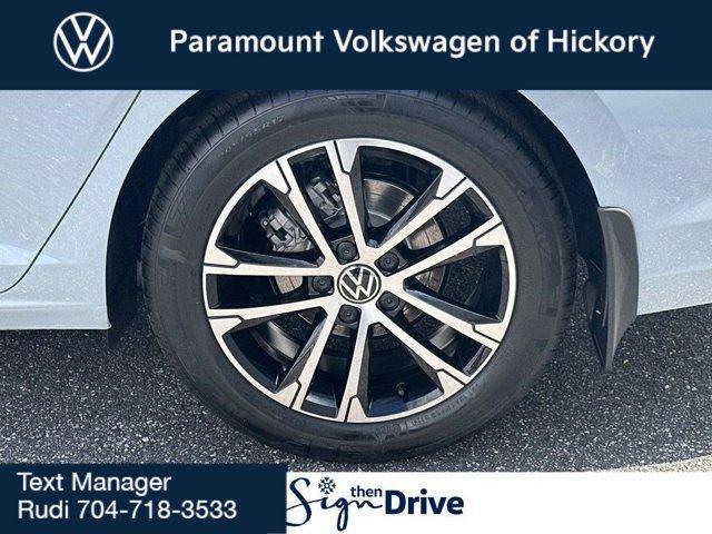 new 2025 Volkswagen Jetta car, priced at $25,981