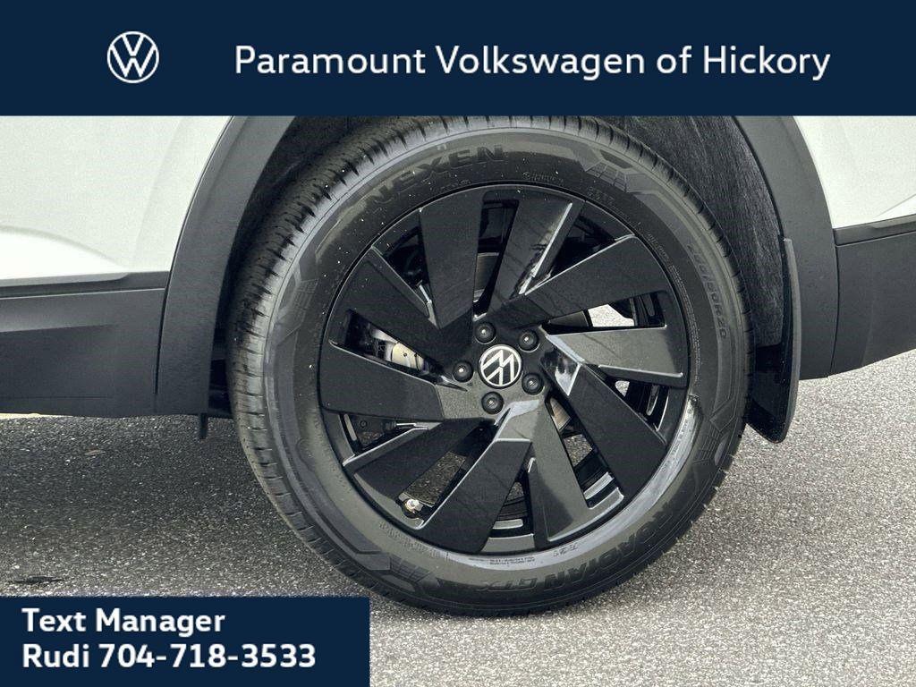 new 2025 Volkswagen Atlas Cross Sport car, priced at $45,141