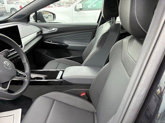 used 2024 Volkswagen ID.4 car, priced at $28,989