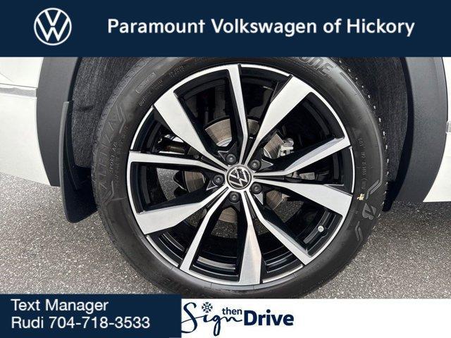 new 2026 Volkswagen Atlas car, priced at $56,715