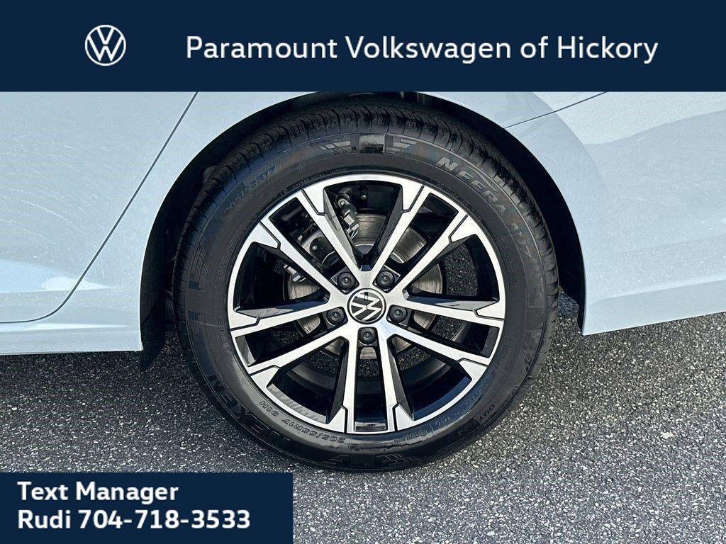 new 2025 Volkswagen Jetta car, priced at $25,981