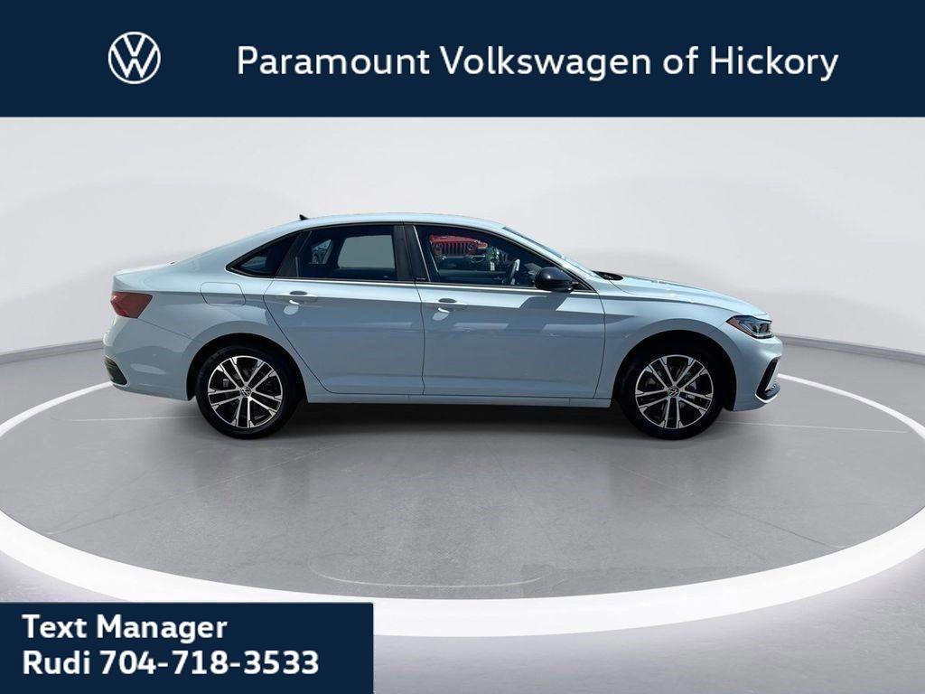 new 2025 Volkswagen Jetta car, priced at $25,981