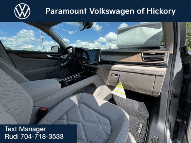 new 2025 Volkswagen Atlas car, priced at $47,387